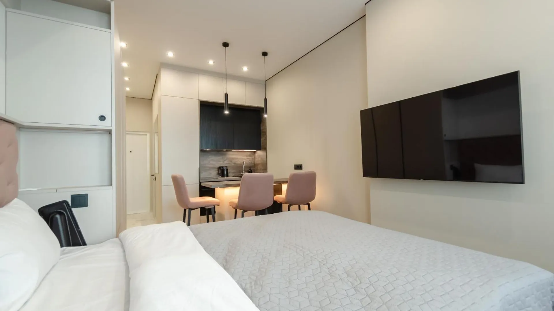 Petrovdom Apartmenrs 23-265A In Rc Manhattan Beresteiskyi 11 Kyjev